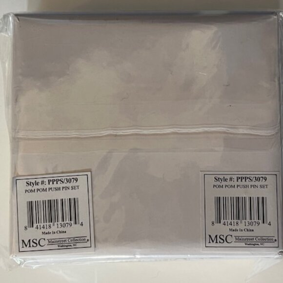 ✏️ MSC Pom Pom Push Pin Set - NWT - Picture 3 of 3